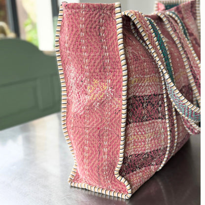 Sac Lanka rose