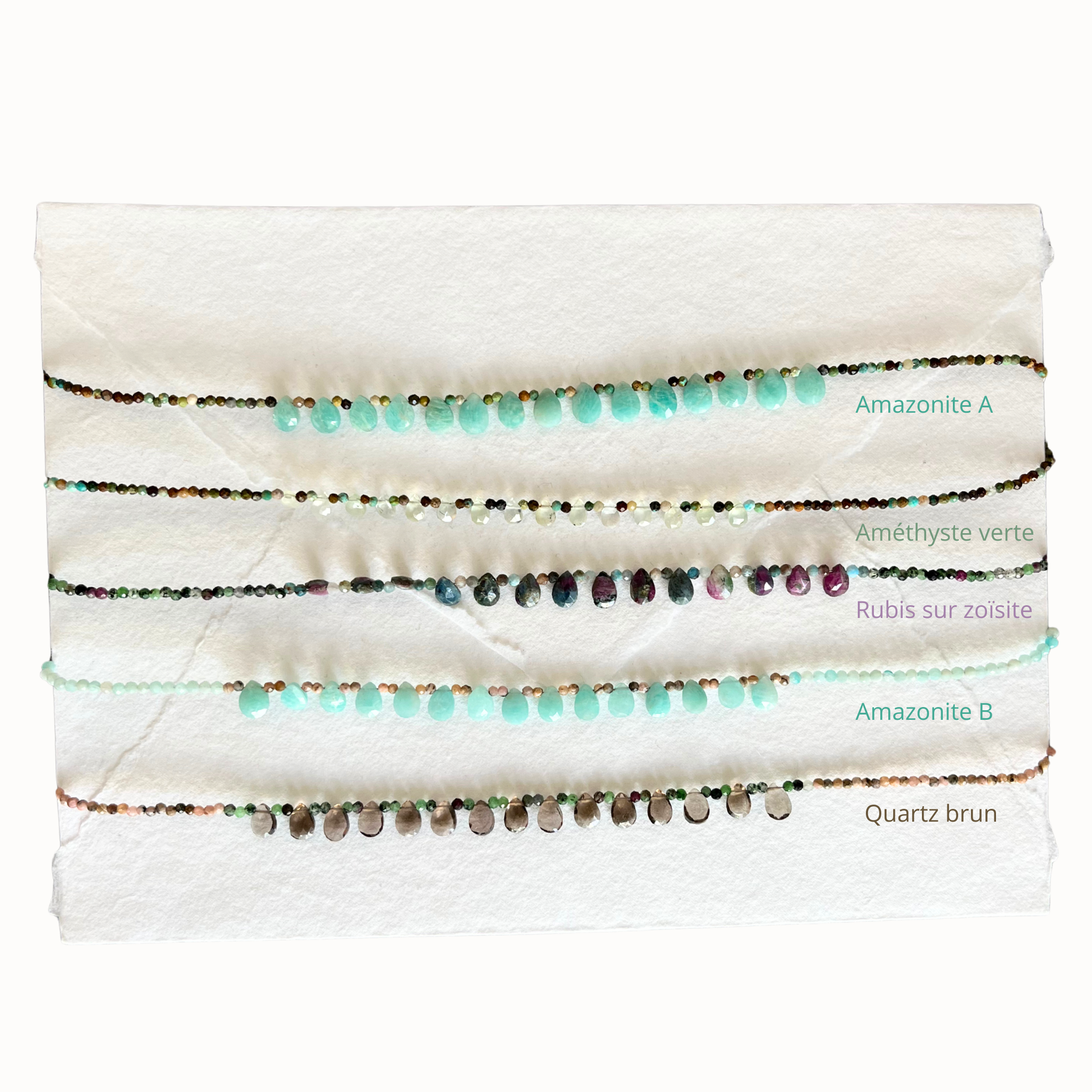 Colliers en pierres semi-précieuses Hindima