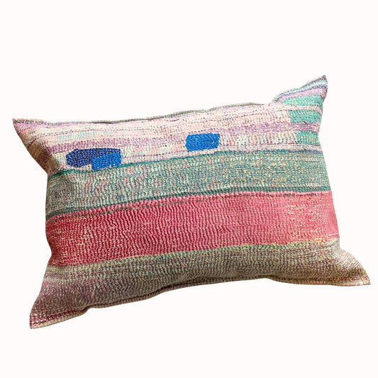 Coussin upcyclé tissu indien 
