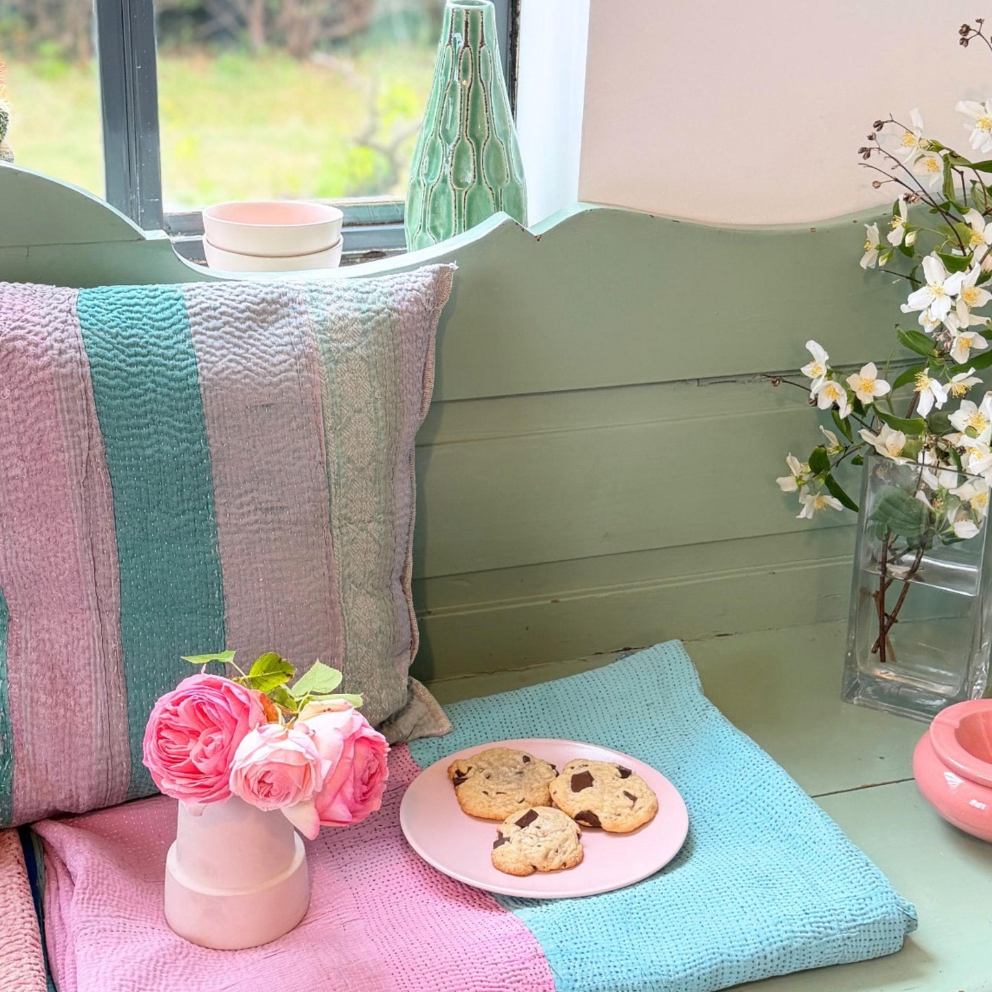 Coussin et plaid en kantha Hindima