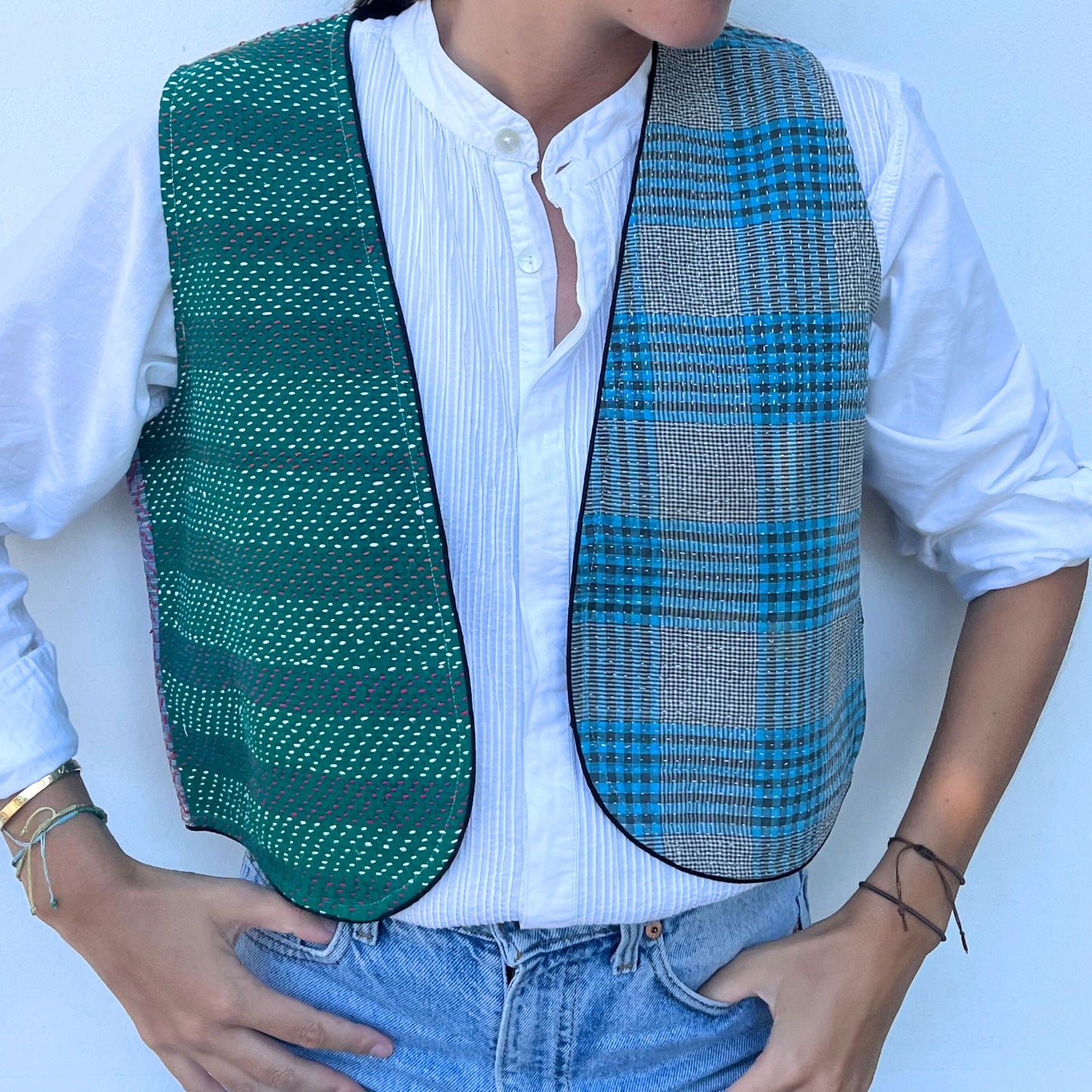 Gilet sans manches en kantha Hindima réversible