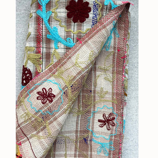 Plaid Kantha brodé