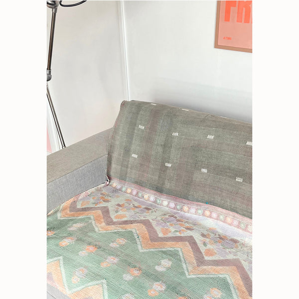 Plaid Kantha gris