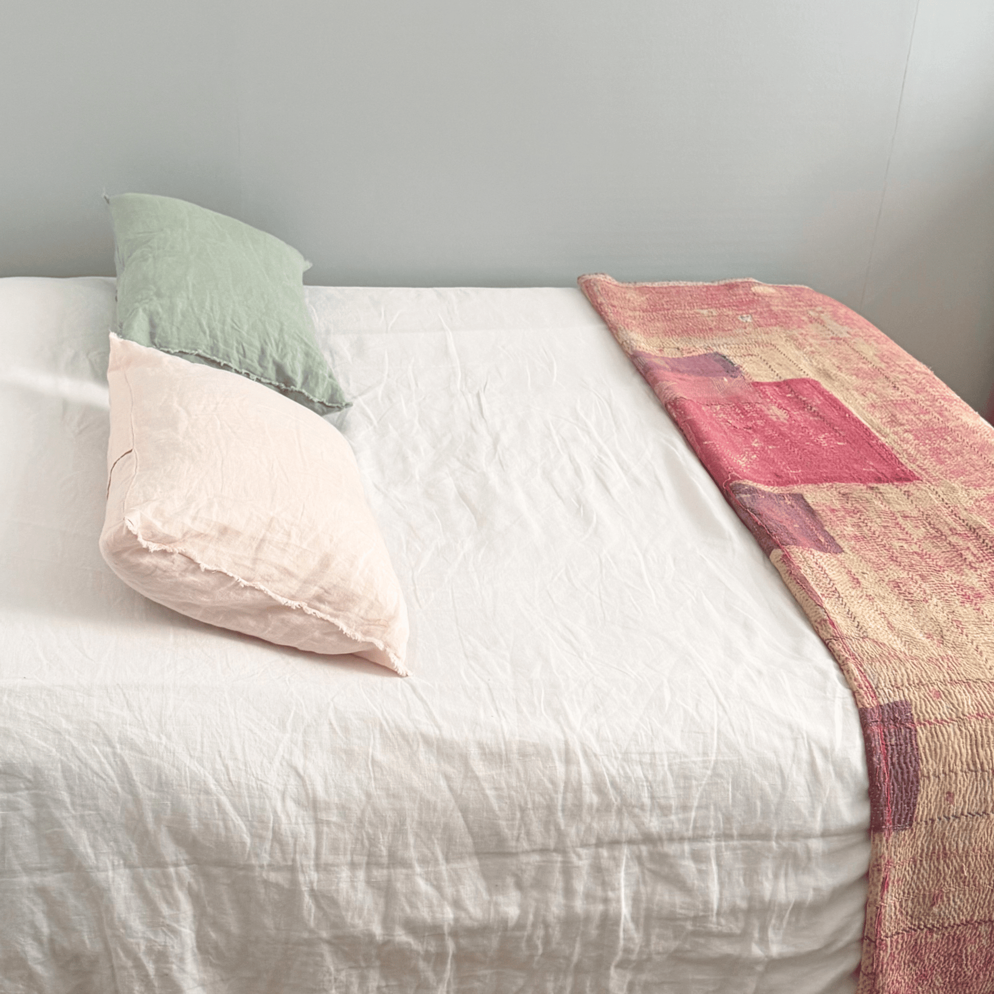 Plaid en kantha indien rose 